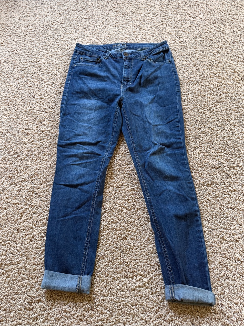Rue21 Skinny Jeans in Dark Blue Wash